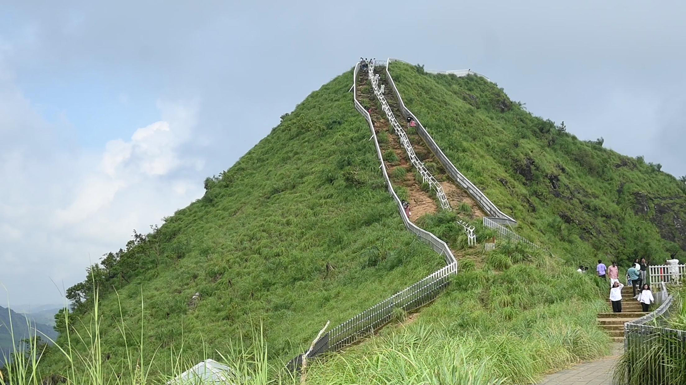 illikkal-kallu-travel-cover